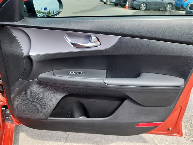 2023 Kia Forte LXS photo 14