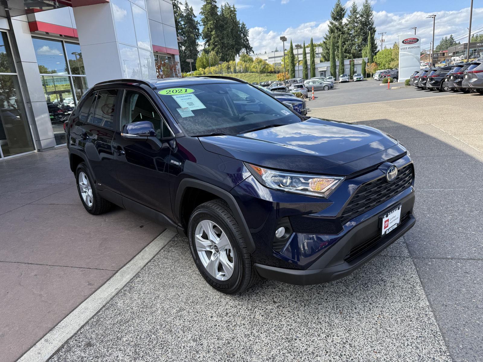 2021 Toyota RAV4 Hybrid XLE photo 8