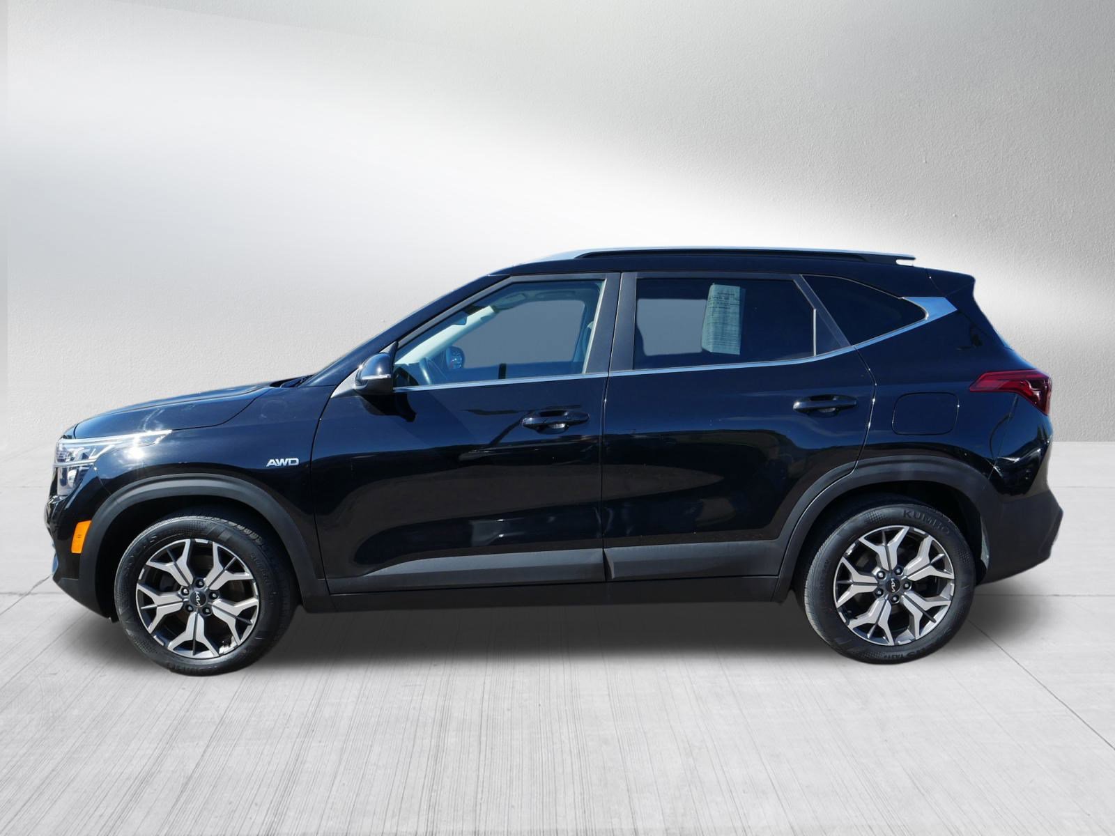 2022 Kia Seltos EX photo 4