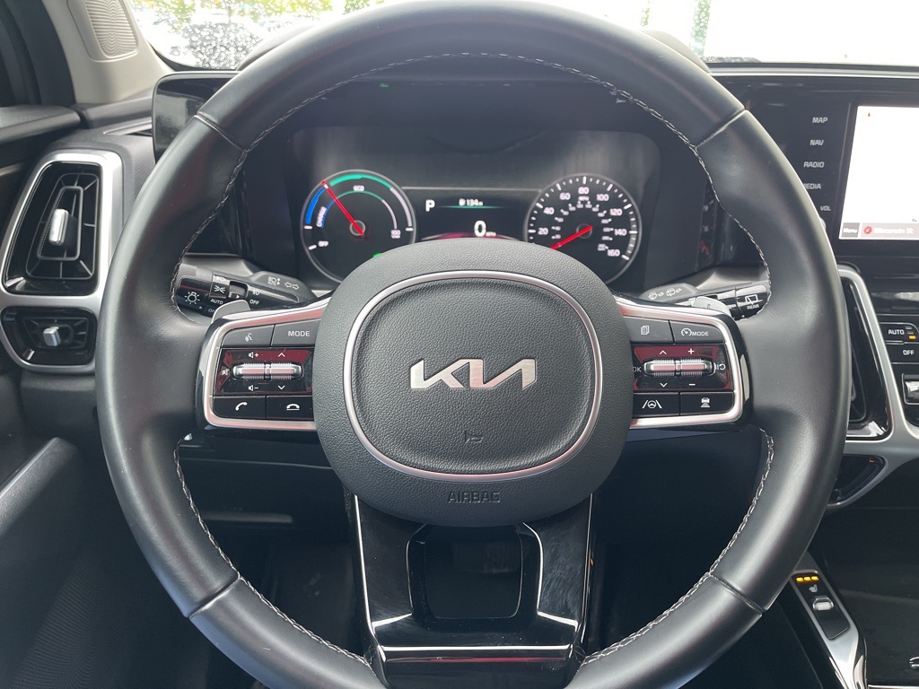 2022 Kia Sorento Plug-In Hybrid SX photo 8