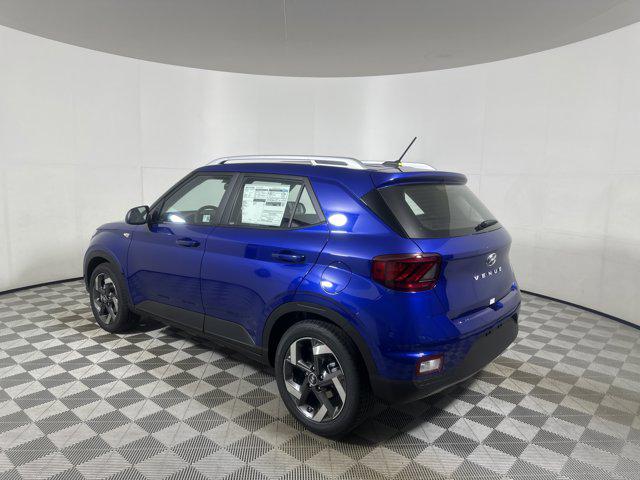 2025 Hyundai Venue Limited photo 5