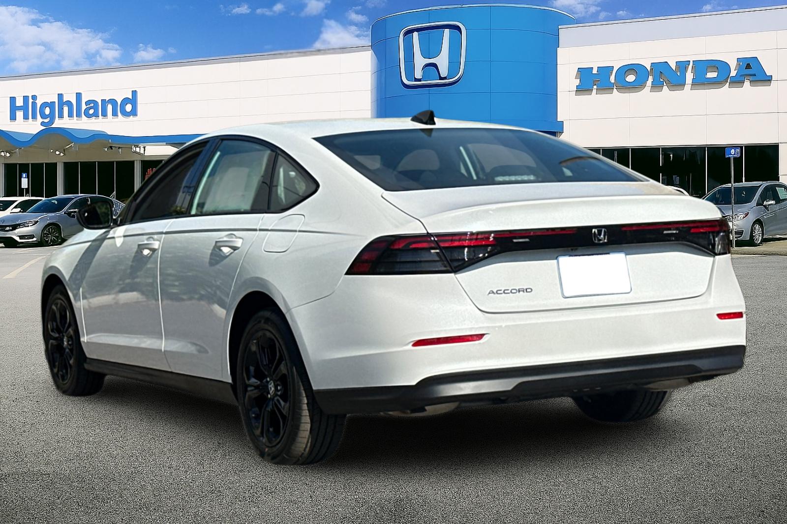 2025 Honda Accord SE photo 3