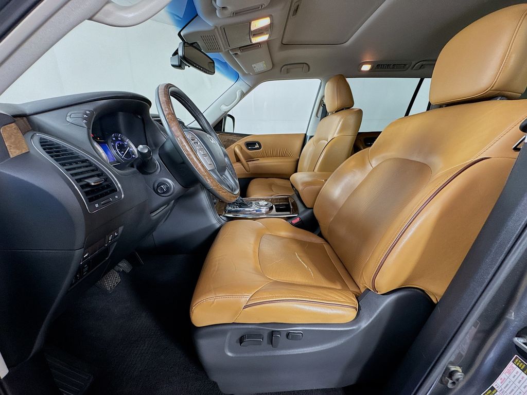 2017 Infiniti QX80 photo 22