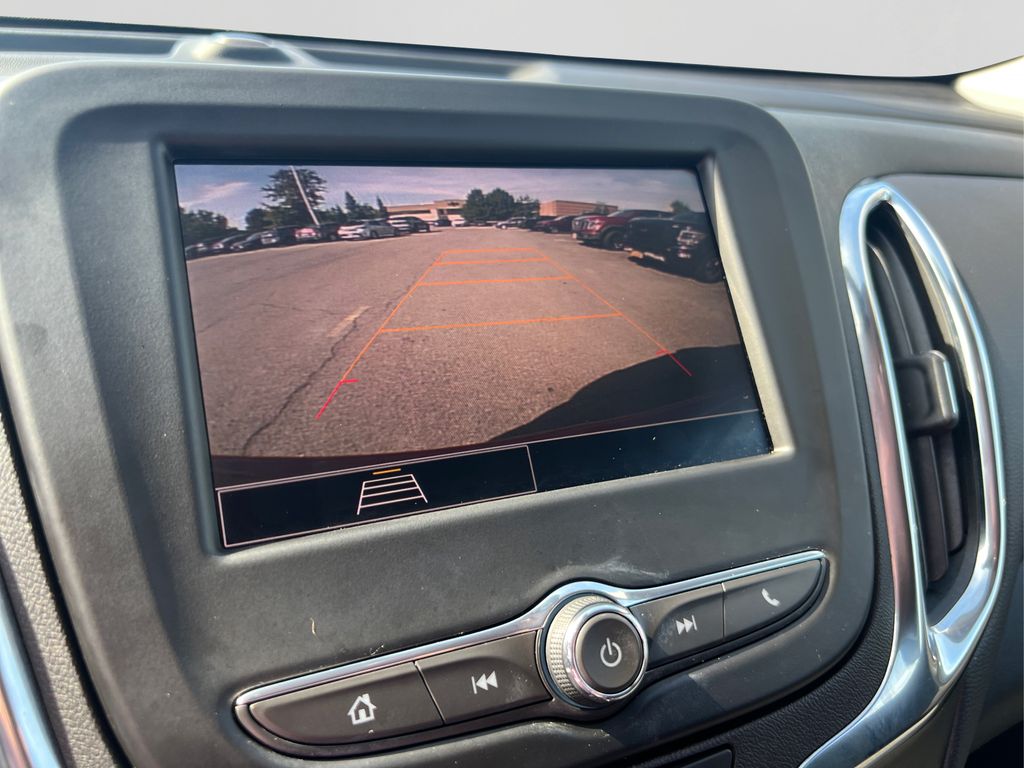 2024 Chevrolet Equinox LT photo 22