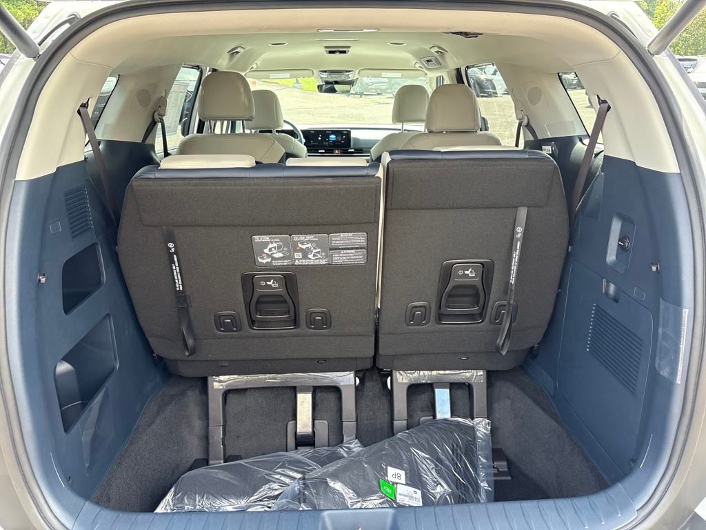 2026 Kia Carnival EX photo 28