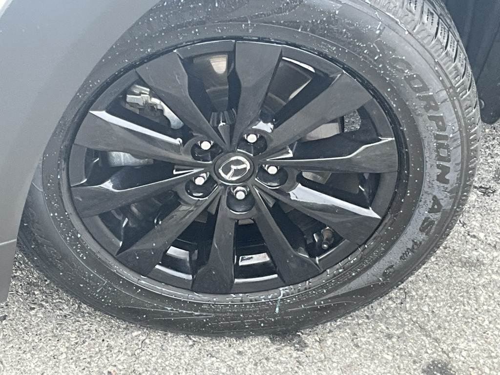 2023 Mazda CX-50 2.5 Preferred Plus photo 2
