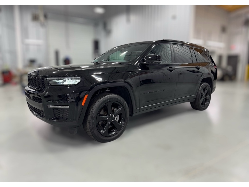 2025 Jeep Grand Cherokee L Altitude's photo