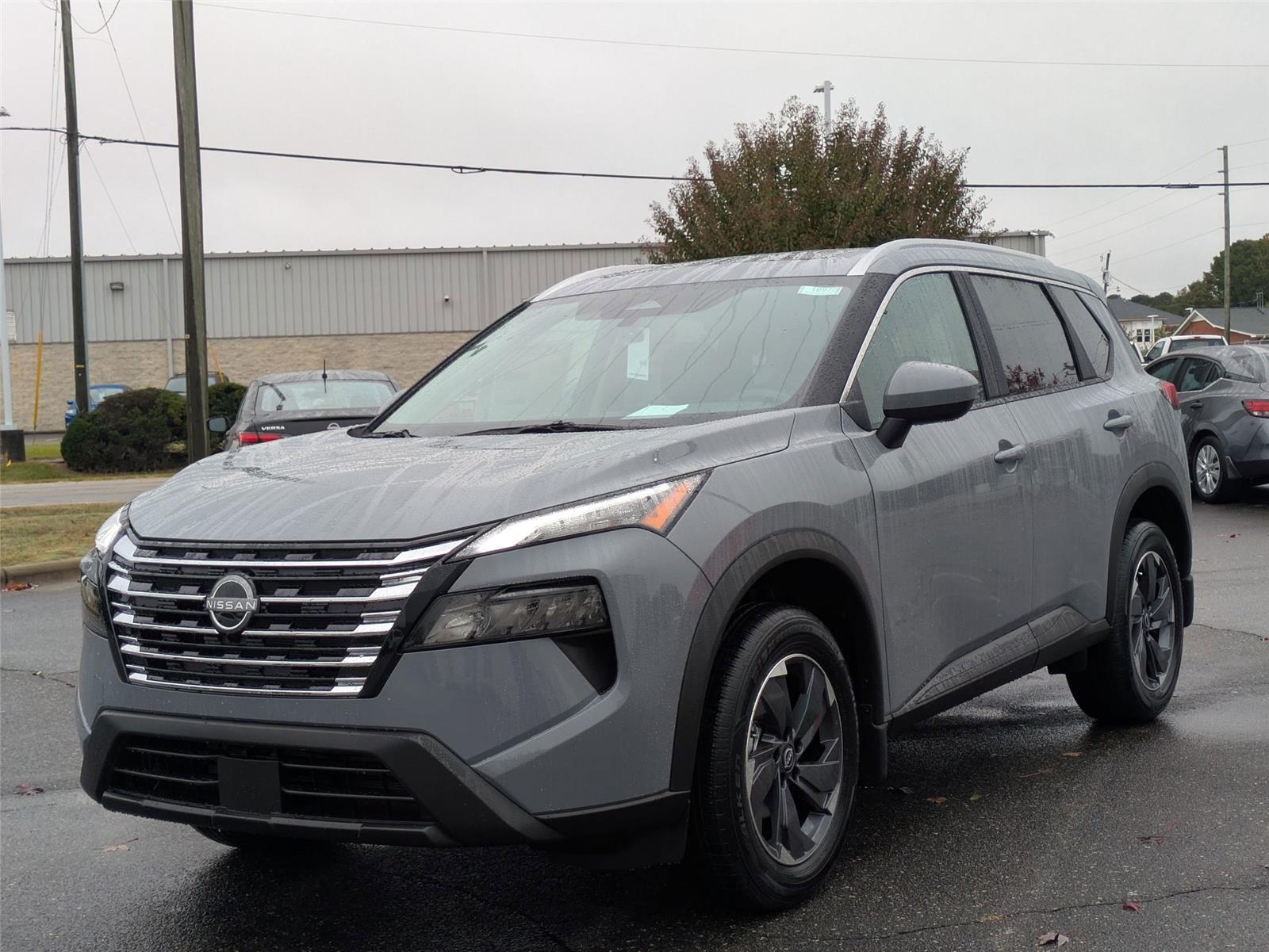 2026 Nissan Rogue SV's photo