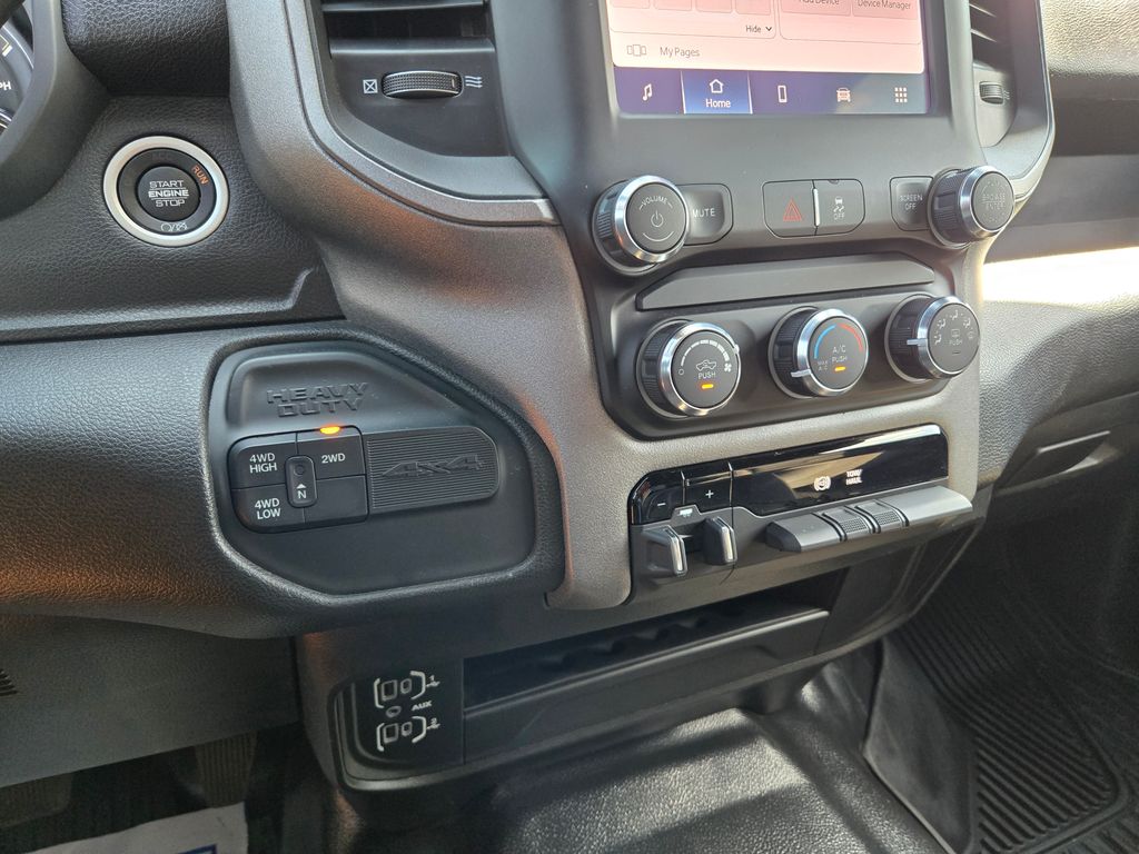 2024 Ram 3500 Tradesman photo 21