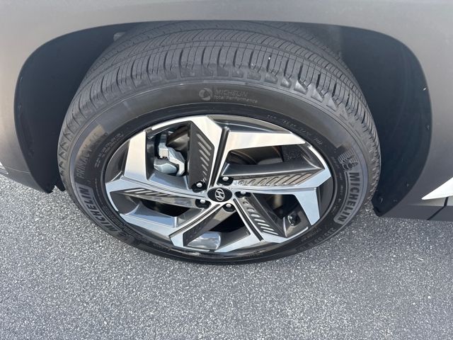 2024 Hyundai Tucson Limited photo 26