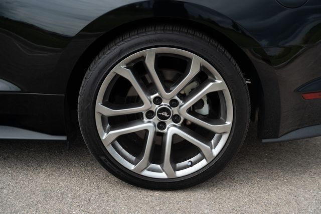 2022 Ford Mustang GT Premium photo 10