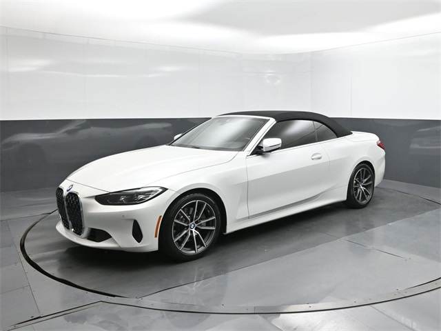 2022 BMW 4 Series 430i's photo