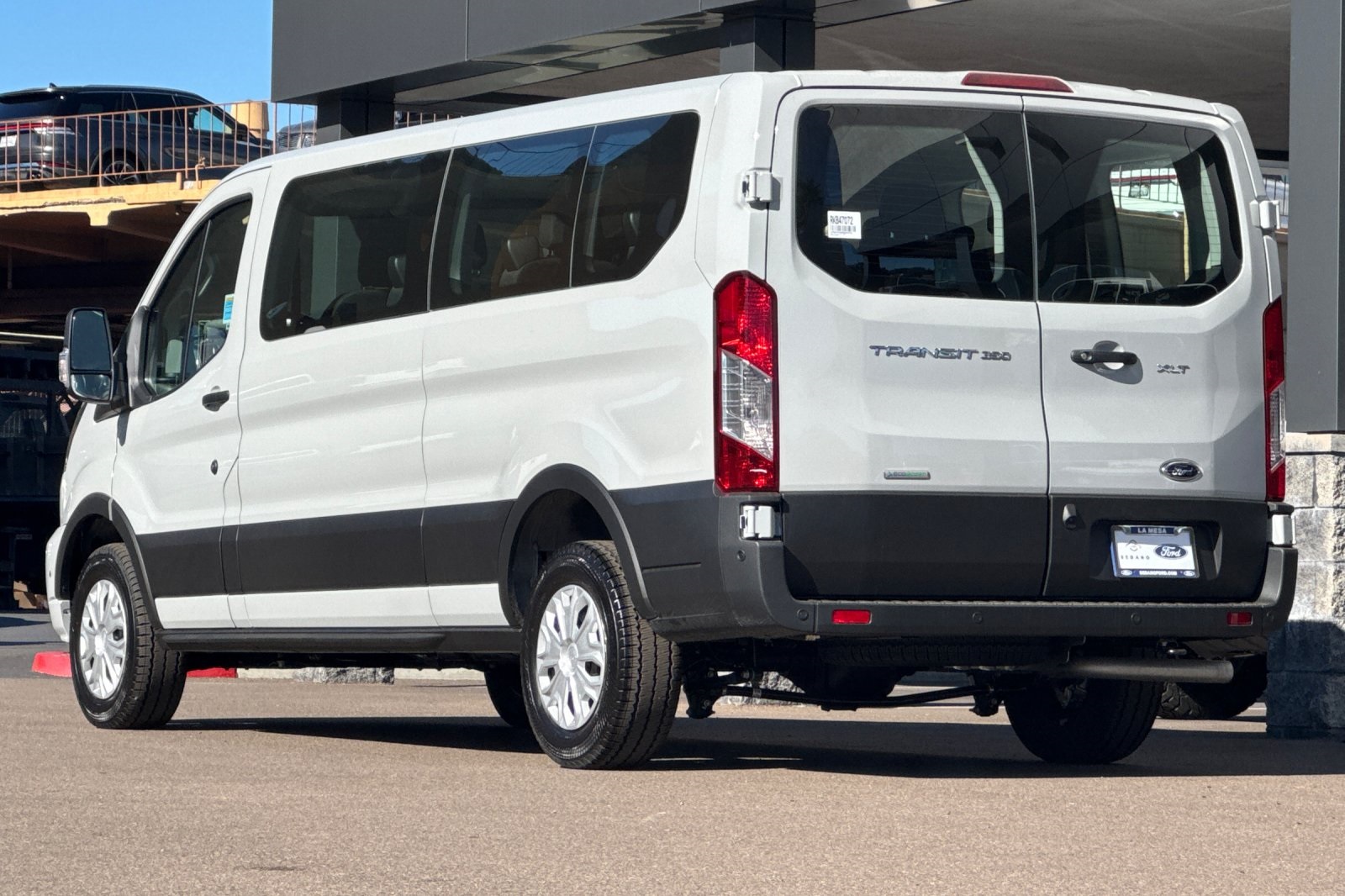 2024 Ford Transit Passenger Van XLT photo 4