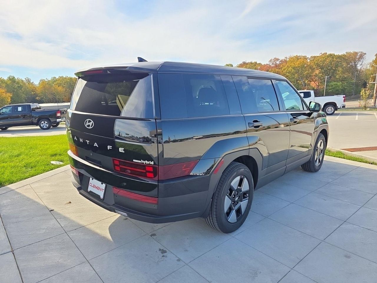 2026 Hyundai Santa Fe SE photo 3