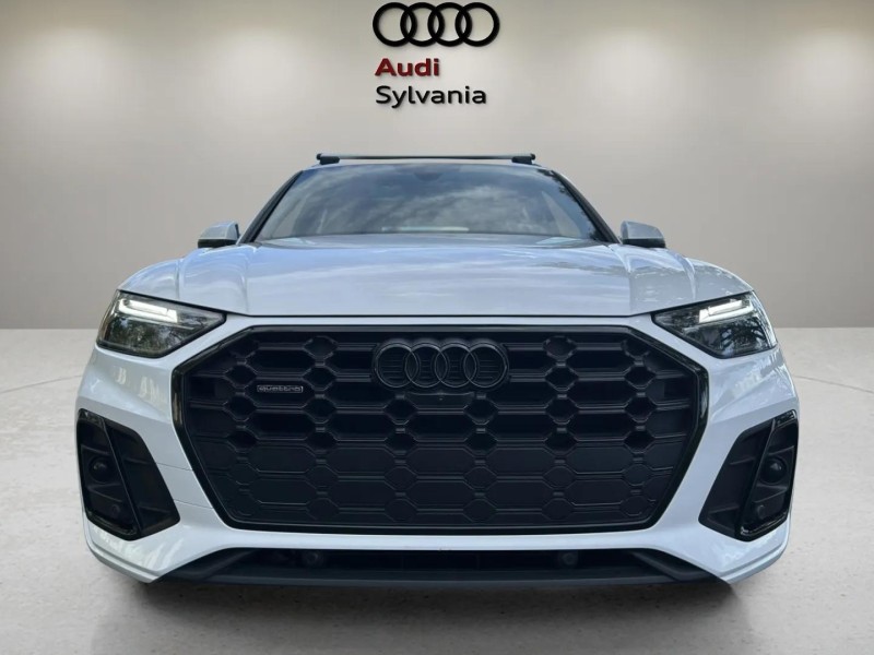 2023 Audi Q5 S line Premium Plus photo 2