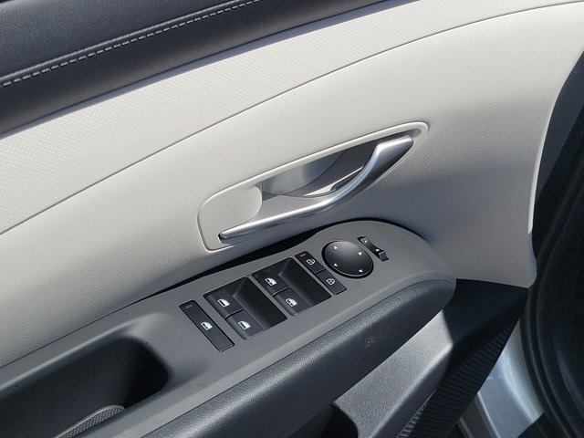 2026 Hyundai Tucson SEL photo 15