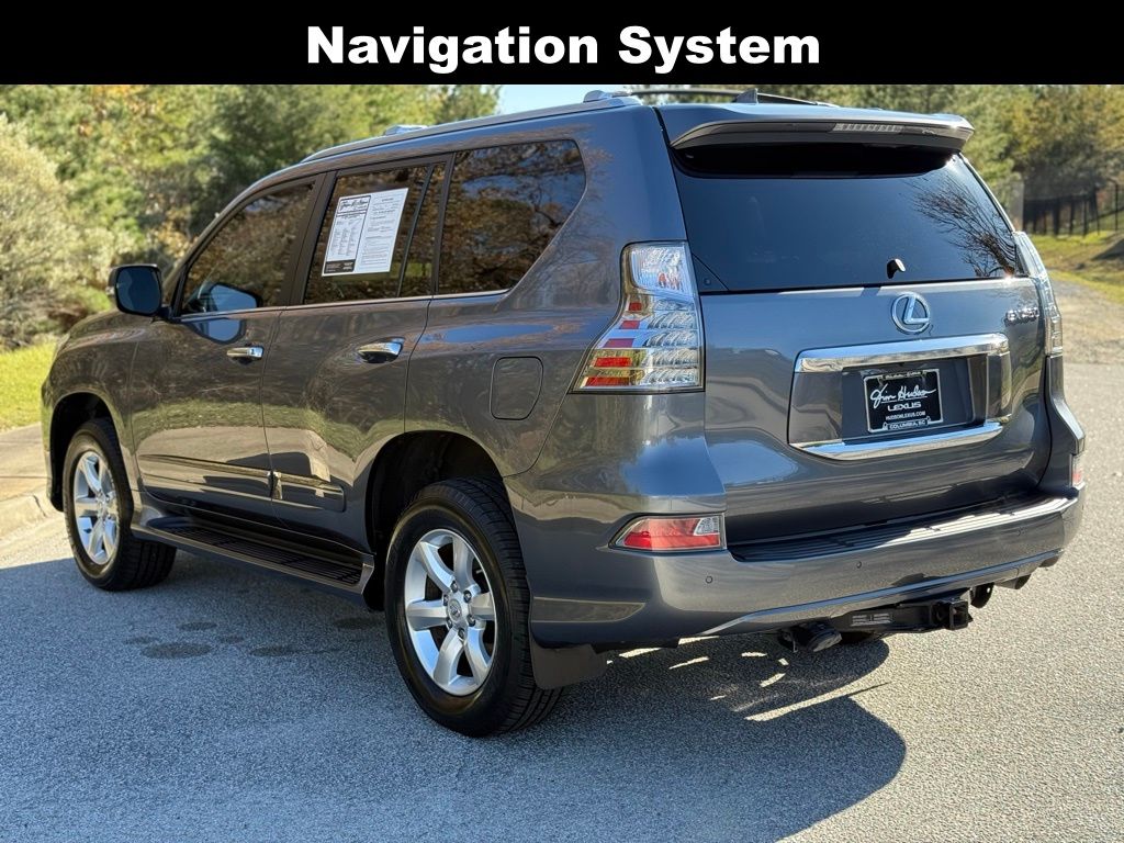 2017 Lexus GX 460 photo 2