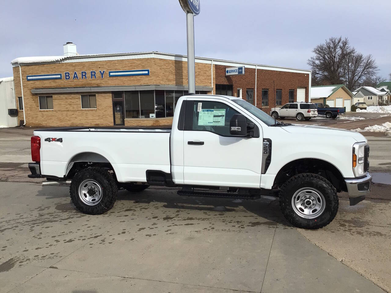 2025 Ford F-250 XL photo 2