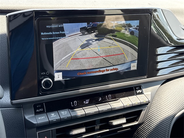2025 Toyota Camry SE photo 20