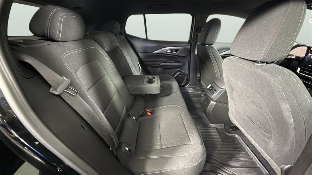 2025 Chevrolet Equinox EV LT photo 27