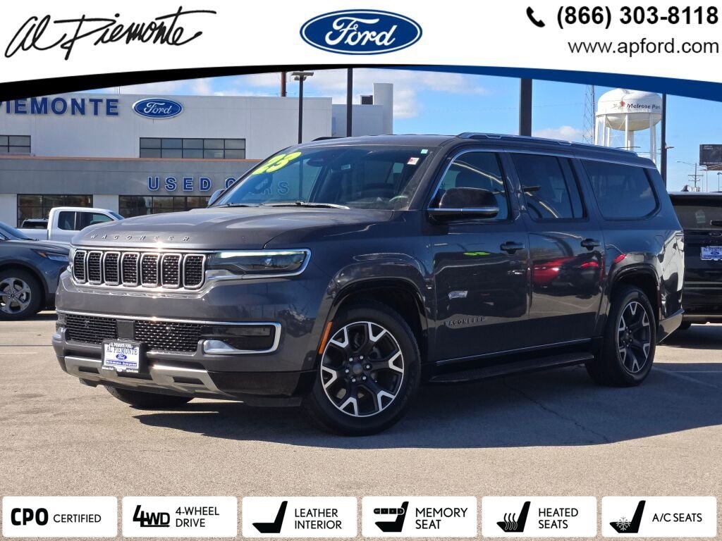 2023 Jeep Wagoneer L Series III's photo