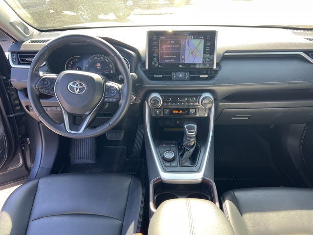 2019 Toyota RAV4 Limited photo 2