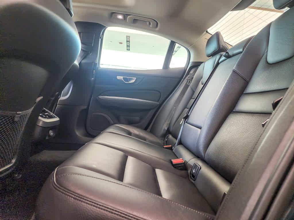 2024 Volvo S60 Ultimate photo 10