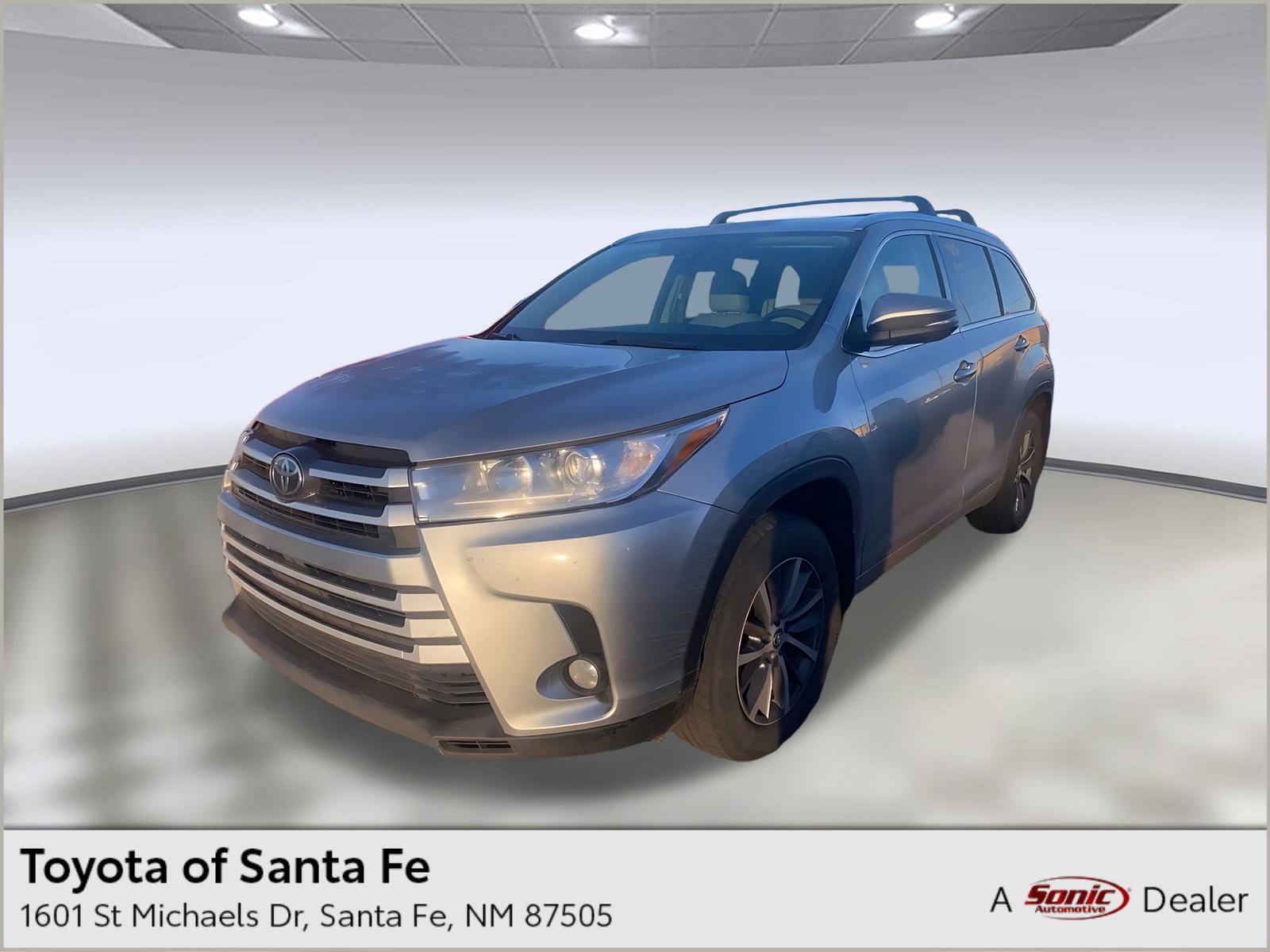 2017 Toyota Highlander XLE's photo