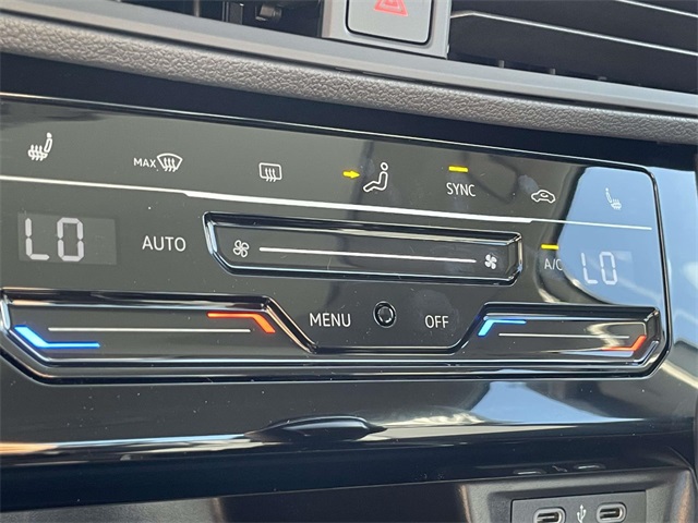 2025 Volkswagen Jetta 1.5T SE photo 18