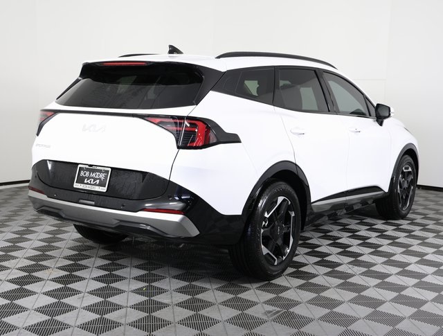 2026 Kia Sportage SX photo 4