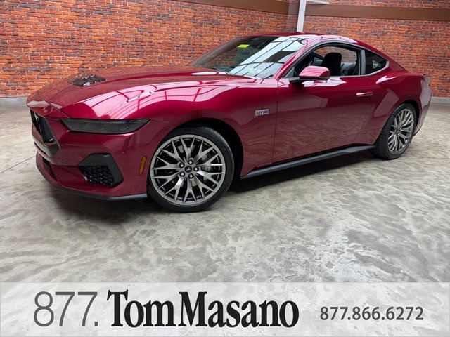 2025 Ford Mustang GT Premium's photo