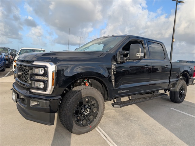 2026 Ford F-250 XLT photo 4