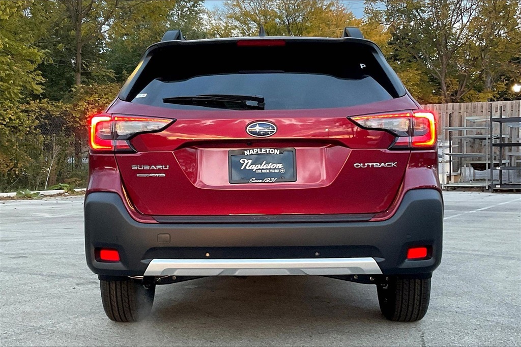 2025 Subaru Outback Limited photo 4