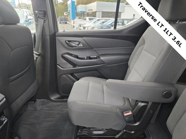 2023 Chevrolet Traverse Cloth photo 15