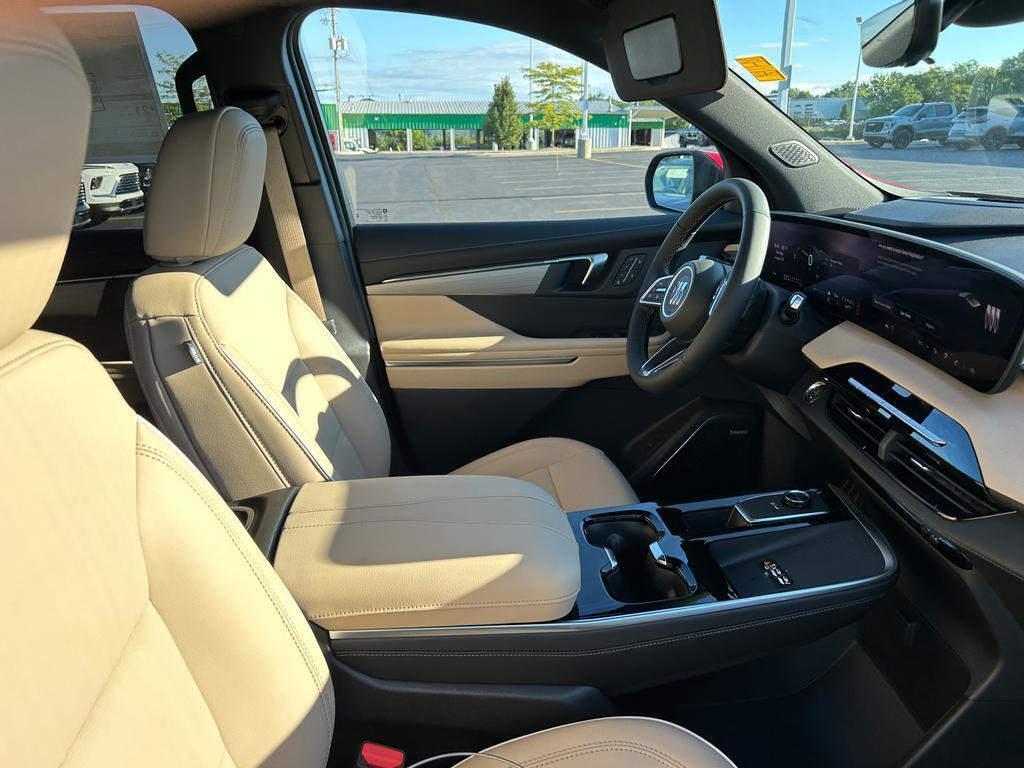 2026 Buick Enclave Preferred photo 17