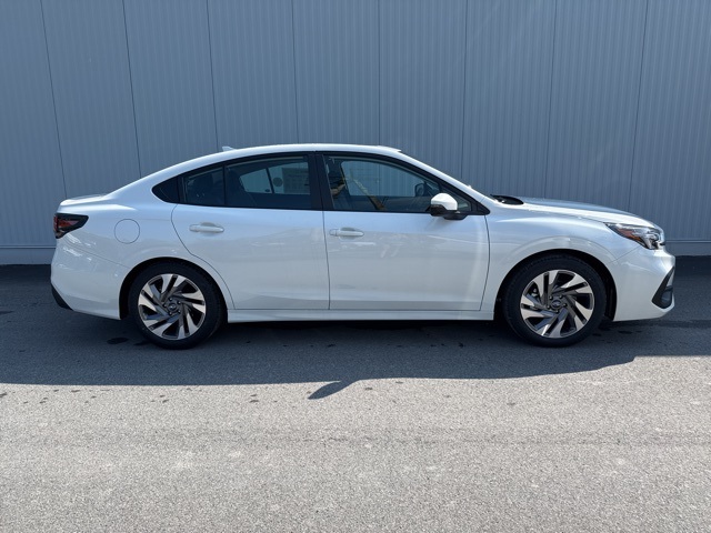 2025 Subaru Legacy Limited photo 16