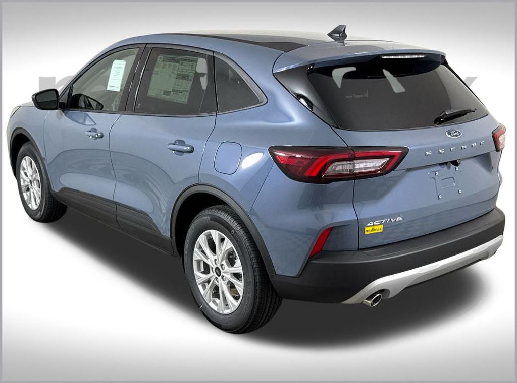 2025 Ford Escape Active photo 3