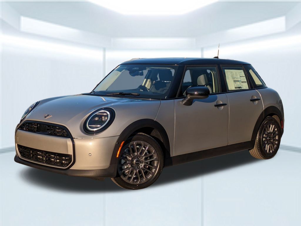 2026 MINI Hardtop 4 Door's photo
