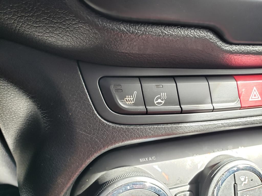 2017 Jeep Renegade Trailhawk photo 36
