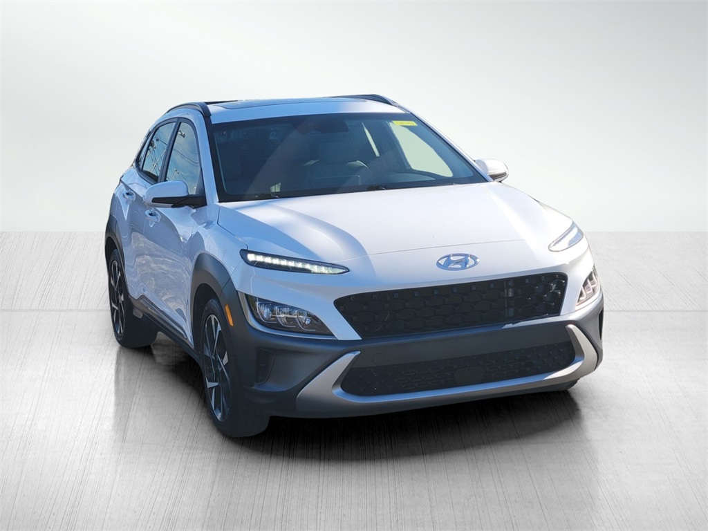2022 Hyundai Kona Limited photo 3