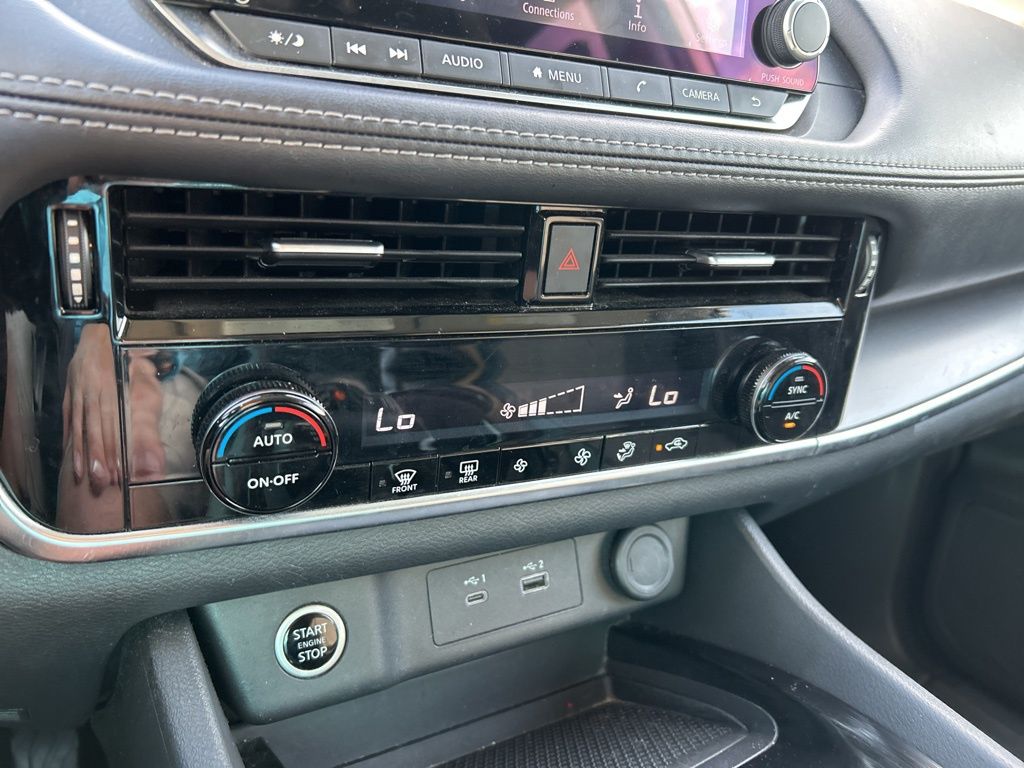 2023 Nissan Rogue SV photo 28