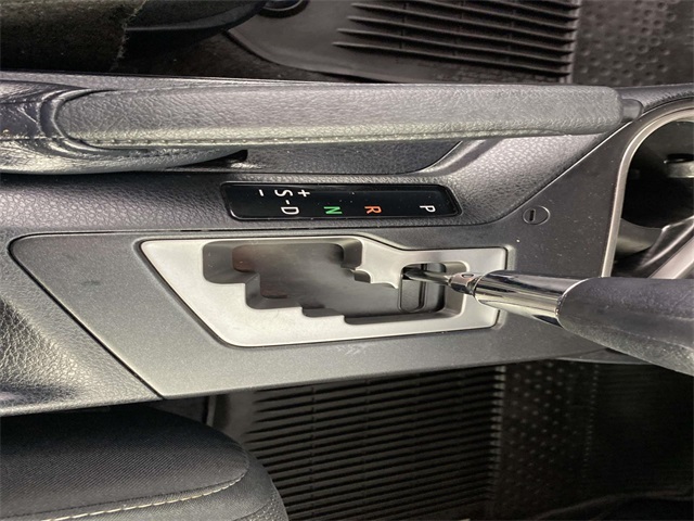 2018 Toyota RAV4 XLE photo 18