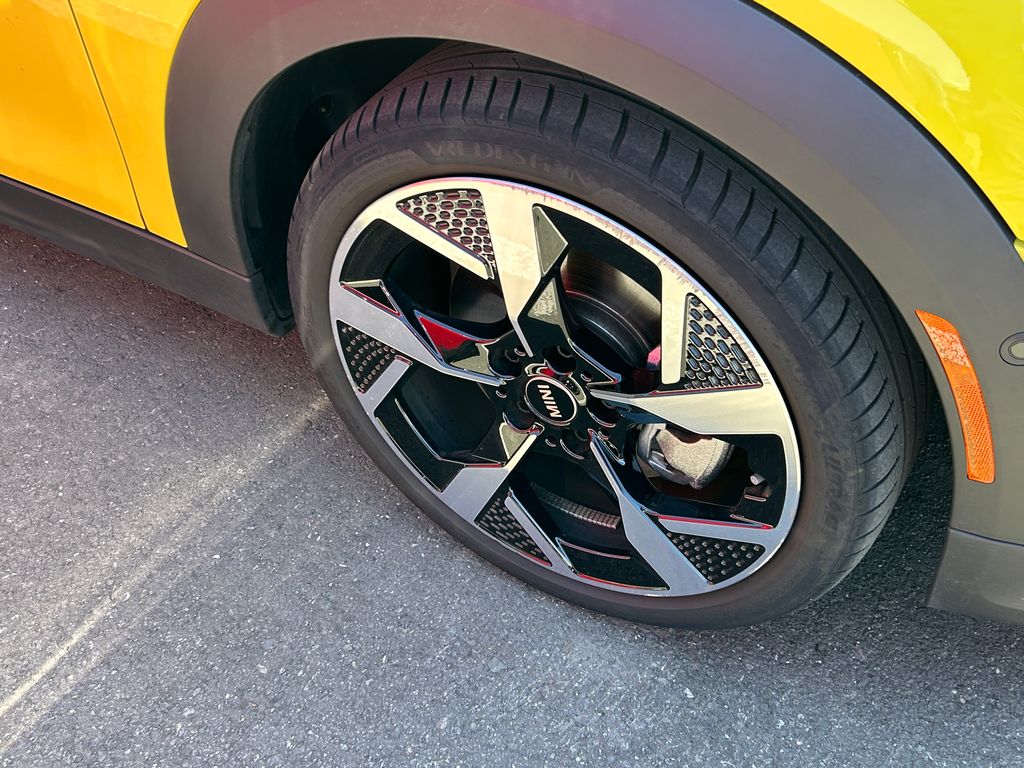 2025 Mini Countryman S ALL4 photo 3