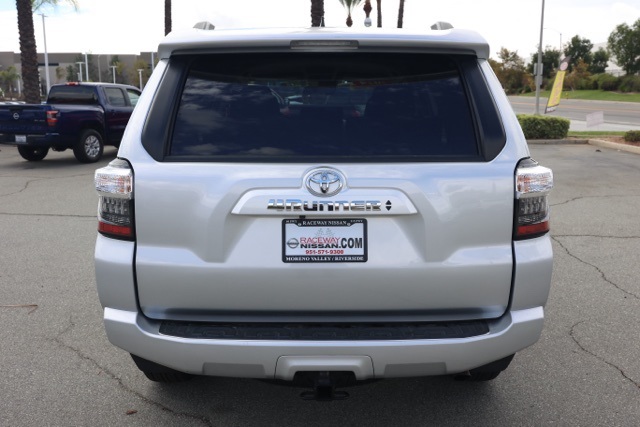 2024 Toyota 4Runner SR5 photo 4