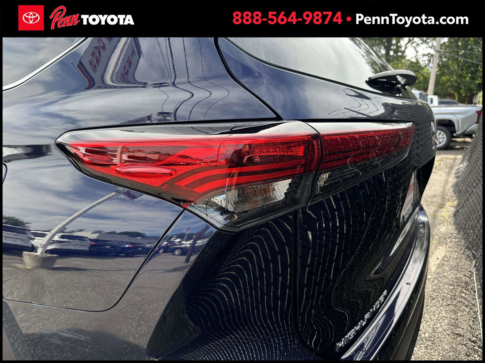 2022 Toyota Highlander XLE photo 9