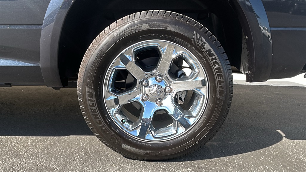 2018 Ram 1500 Laramie photo 7