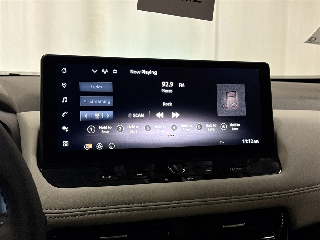 2025 Nissan Rogue SL photo 25