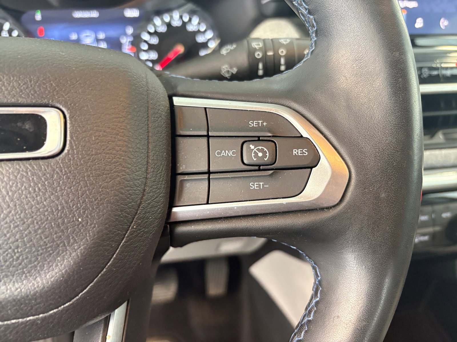 2022 Jeep Compass Latitude photo 10