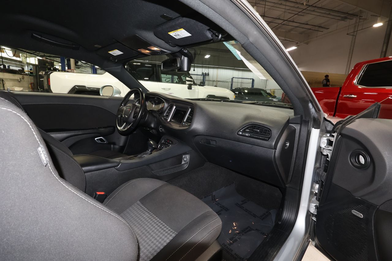 2023 Dodge Challenger GT photo 14