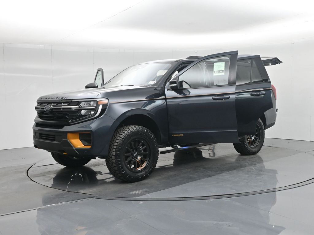 2025 Ford Expedition photo 32